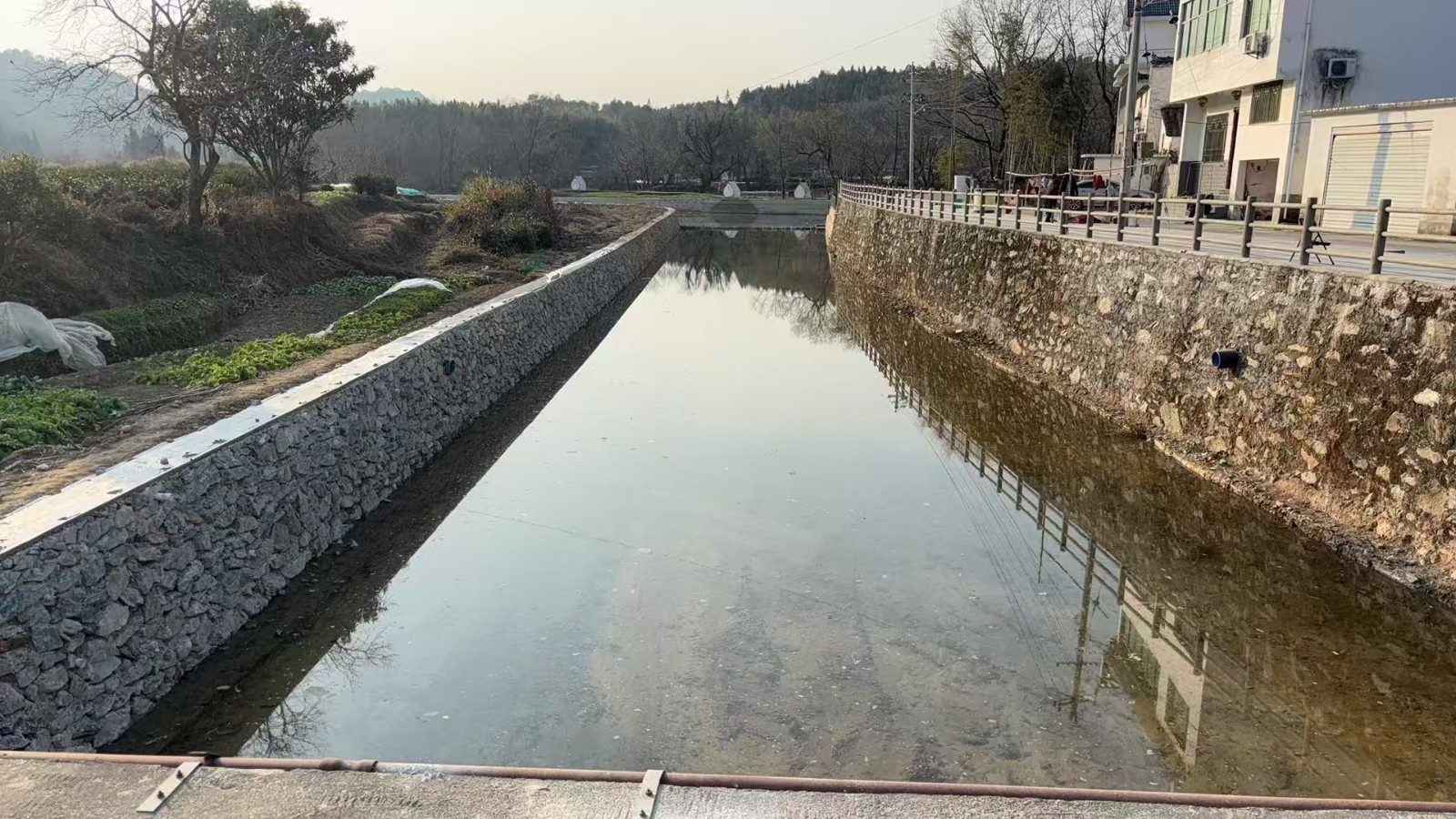 婺源縣紫陽鎮雍溪村堤防加固工程